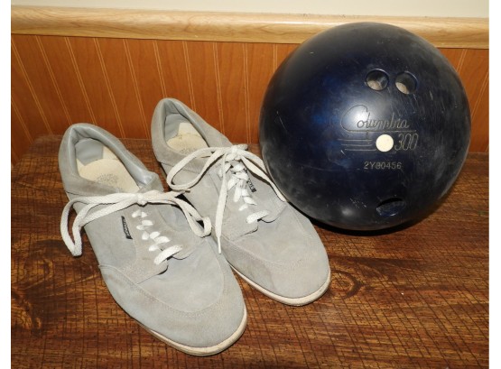 Columbra 300 Bowling Ball, Bowling Bag & Men's Size 10 Striker Bowling Shoes