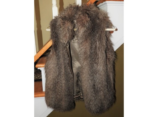 Ann Taylor Loft Faux Fur Vest - Size XSP/Petites