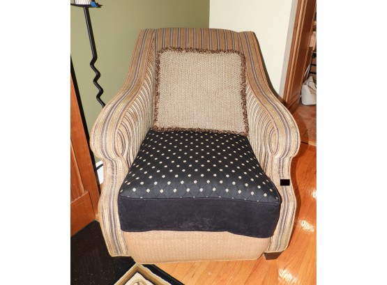 Arm Chair With Throw Pillow
