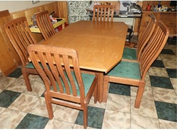 Vintage Dining Room Table With 5 Chairs & 2 Leafs