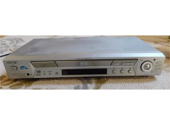 Sony DVP-NS700P Progressive-Scan DVD Player