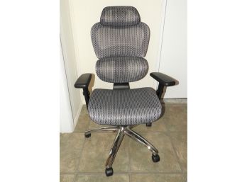 Zhejiang Henglin Chair Industry Co Office Chair Featuring Mesh Back And Seat With Headrest, In Gray