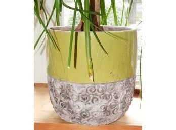Ceramic Green With Swirl Design Flower Pot