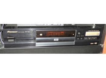 Pioneer DV-525 Digital D/A Converter DVD/CD Player With Remote