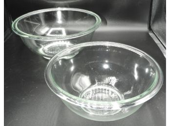 Pyrex Glass Bowl Set Of 2
