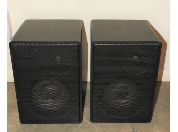 MG Electronics Model Cabaret 100W, 2-way Set Of 2 Speakers