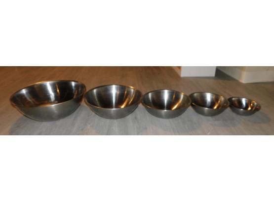 Set Of Stainless Steel Mixing Bowls