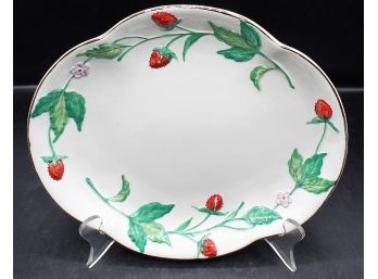 Vintage Strawberry / Vine Decorative Plate W/ Gold Trim