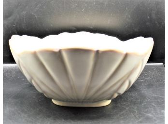 Sonoma Life And Style Nautical Sand Shell Beige Ceramic Serving Bowl