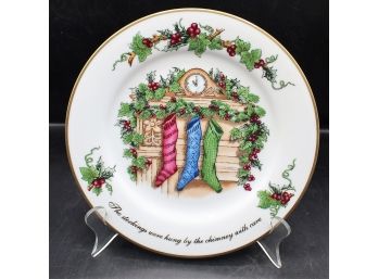 The Holly & The Ivy Royal Gallery The Stockings Were Hung By The Chimney With Care Decorative Christmas Plate