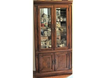 Compact Lighted Vintage Oak Curio Cabinet / Hutch