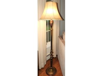 Stylish 2-bulb Floor Lamp