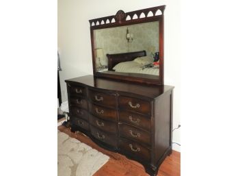 'Dixie' 12-drawer Dresser With Mirror