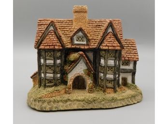 Decorative Cottage Home Figurine