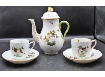 Herend 'Rothschild Bird' Hand-Painted Porcelain Tea Pot, Tea Cups, And Saucers
