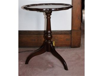 Vintage Mahogany Pedestal Table W/ Pie Cut Edge Top