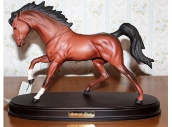 Scarce Beswick SPIRIT OF EARTH Shire Horse On Wooden Plinth