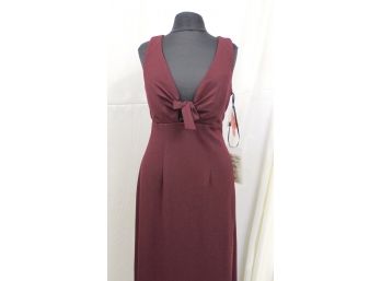 Walters & Walters Beautiful Sleeveless Dress With Tie Front & Zipper Closure