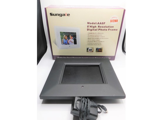 Sungale High Resolution Digital Photo Frame 8' - Model AA8F - Capacity 512 MB