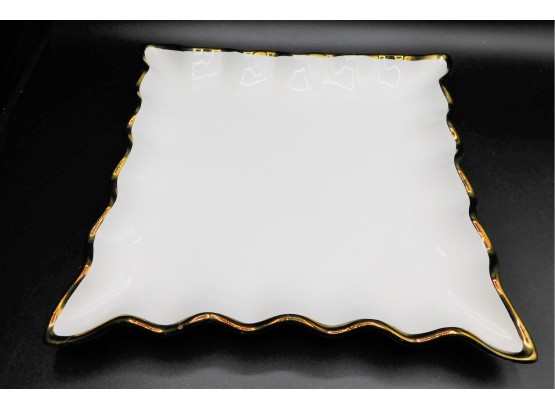 'nicole Miller Home' White Square Dish With Gold Trim