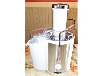BELLA 700Watts Juice Extractor, White With Stainless Steel  #xJ-8K129