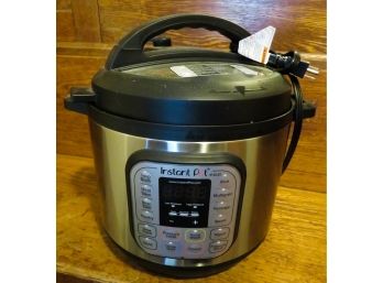 Instant Pot - Electric Pressure Cooker - IP DUO - Serial # 170980.69579