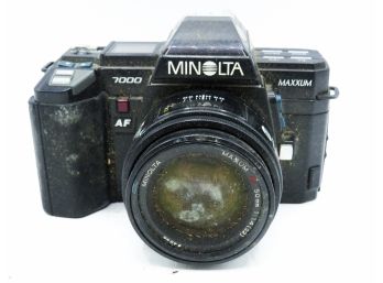 Minolta Film Camera - MAXXUM - 7000 - Made In Japan - 16252631