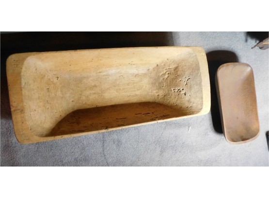 Large And Small Hand-carved Wash Basins