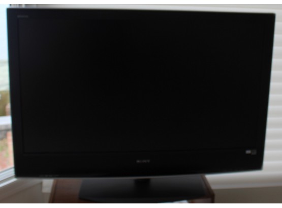 Sony KDL-46S2010 46' BRAVIA LCD HDTV W/ Remote