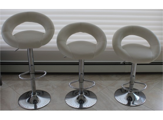 Adjustable Swivel Bar Stools- Modern Sorrento Style Kitchen Bar Stools - White - Set Of 3