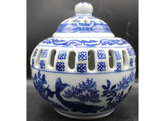 Vintage Oriental Porcelain Lidded Tealight Candle Holder
