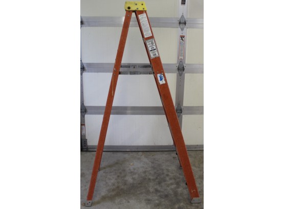 Vintage Werner Electro Master Type 1A Non Conductive Fiberglass 6FT A Frame Ladder