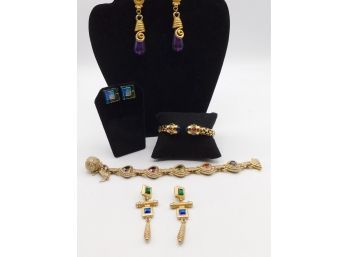Fantastic Assorted Lot Of Colorful Gold Tone Costume Jewelry