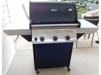 Vermont Castings Propane BBQ With Cover