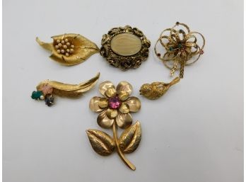 Charming Lot Of Gold Tone Brooch Pins - Set Of Six Original By Robert