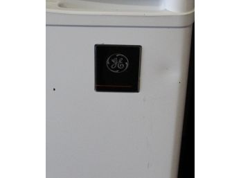 GE Apartment Refrigerator