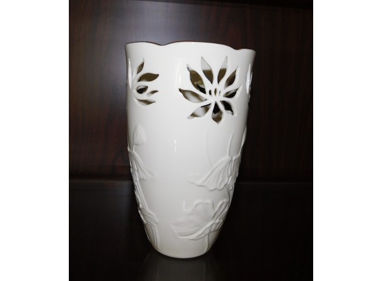 Lovely Lenox Floral Pattern Vase