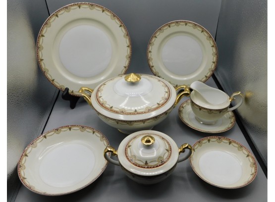 Lovely Vintage Meito Porcelain China Set - 70 Pieces Total