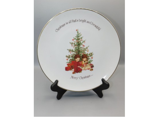 Holly Hobbie Commemorative Edition Genuine Porcelain Christmas Holiday Collector's Plate