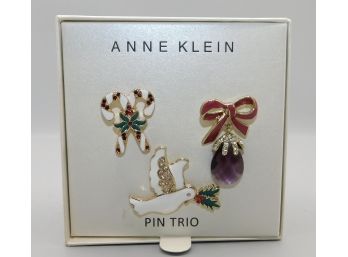 Anne Klein Holiday Pin Set In Box