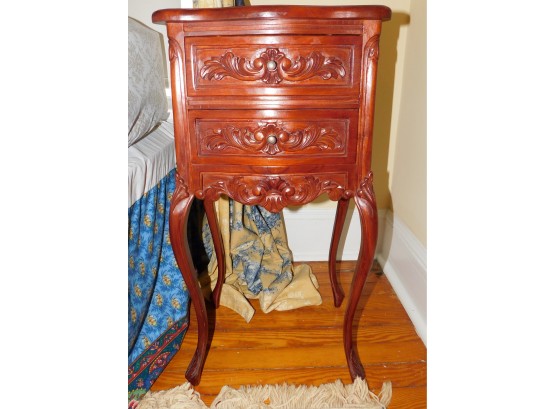 Louis XV Style - Mahogany Nightstand With 2 Drawers