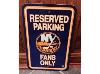 New York Islanders 'reserved Parking ' Decorative Plastic Sign