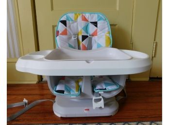 Fisher-Price SpaceSaver High Chair - Windmill Pattern