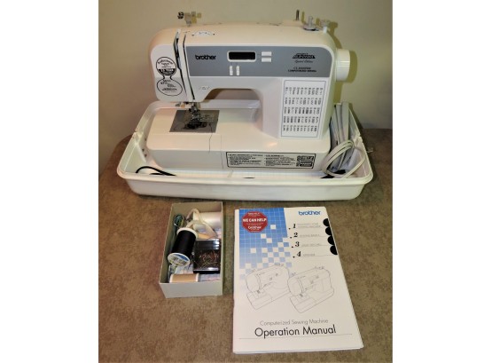 BROTHER PROJECT RUNWAY Limited Edition CE-5000 PRW COMPUTERIZED SEWING MACHINE & Carry Case