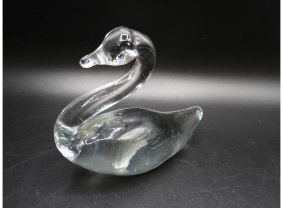 Peaceful Glass Swan Table Decor