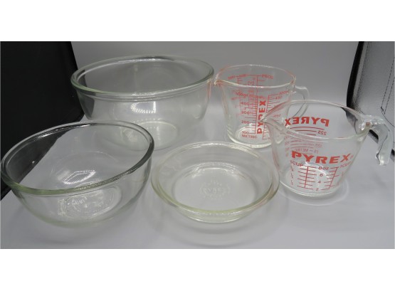 Pyrex Mixing Bowls & Measuring Cups - Assorted Set Of 5