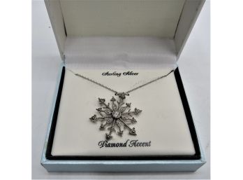 Sterling Silver Diamond Accent Snowflake 18' Necklace - New In Box