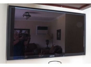 Samsung #UN46C6300 46-inch LED LCD HDTV & Remote Control