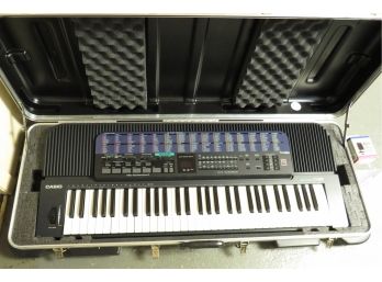 Casio Digital Reverb CT-680 61-Key  220 Sounds & 110 Styles Portable Keyboard, Case & Quik Lok Systems Stand
