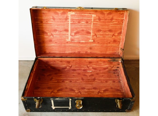 Vintage Wooden Trunk - Missing Key